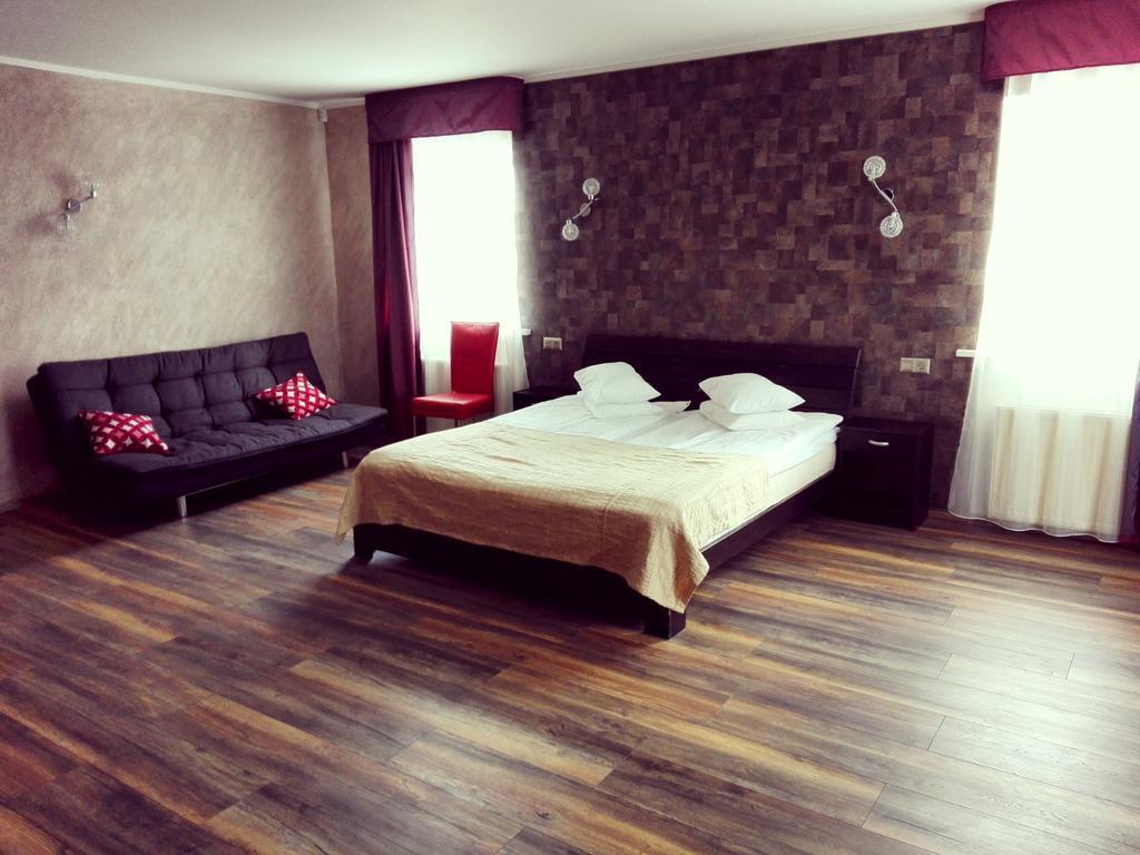 Urusel Guesthouse Таллин Экстерьер фото